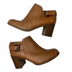 Naturalizer Harley Brown Pebbled Leather Ankle Buckle Booties Side Zip Size 7.5